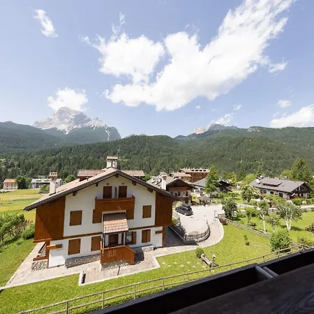Апартаменты Mansarda Belvedere - Panoramica E Wellness